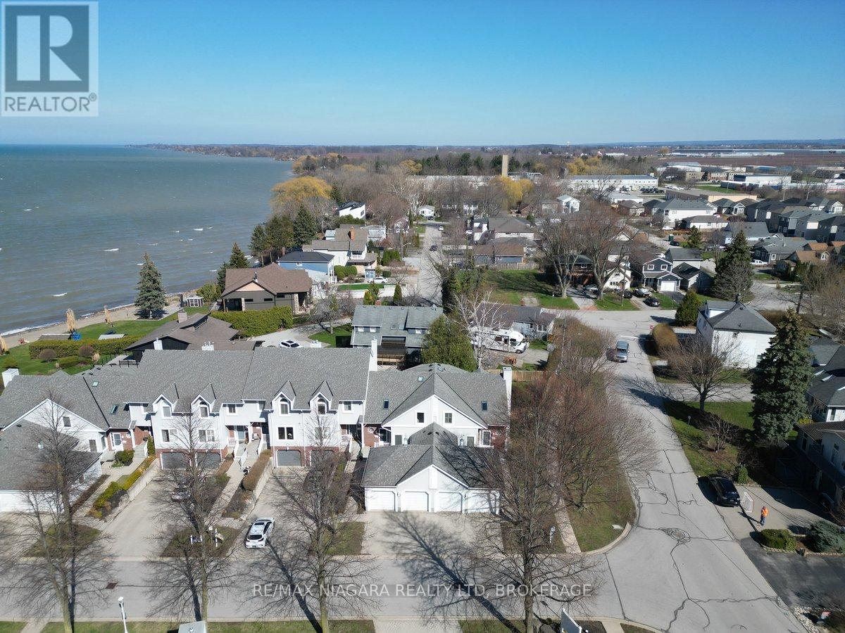 23 - 5 Lakeside Drive W, St. Catharines (Port Weller), Ontario  L2M 1P3 - Photo 1 - X12991390