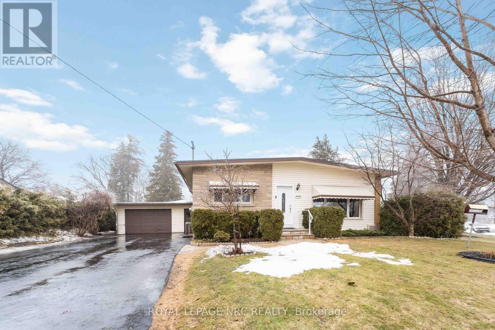 4542 NANCY DRIVE, Niagara Falls, Ontario