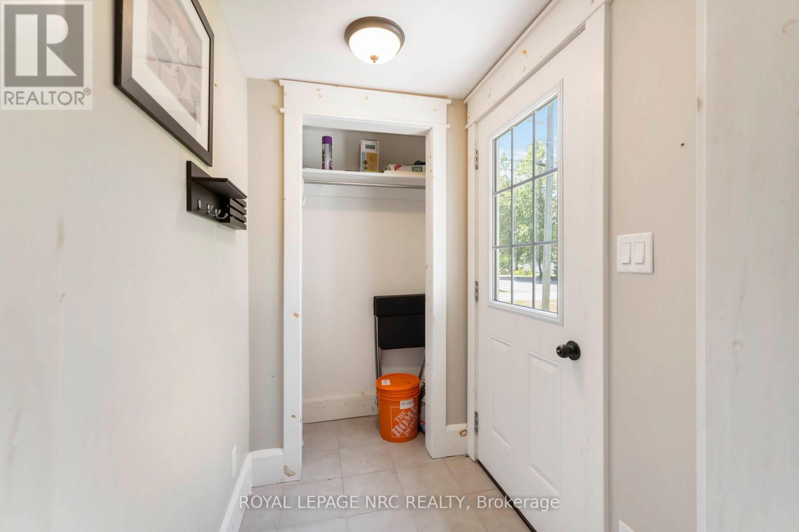 3242 Riselay Avenue, Fort Erie, Ontario  L0S 1N0 - Photo 8 - X12991494