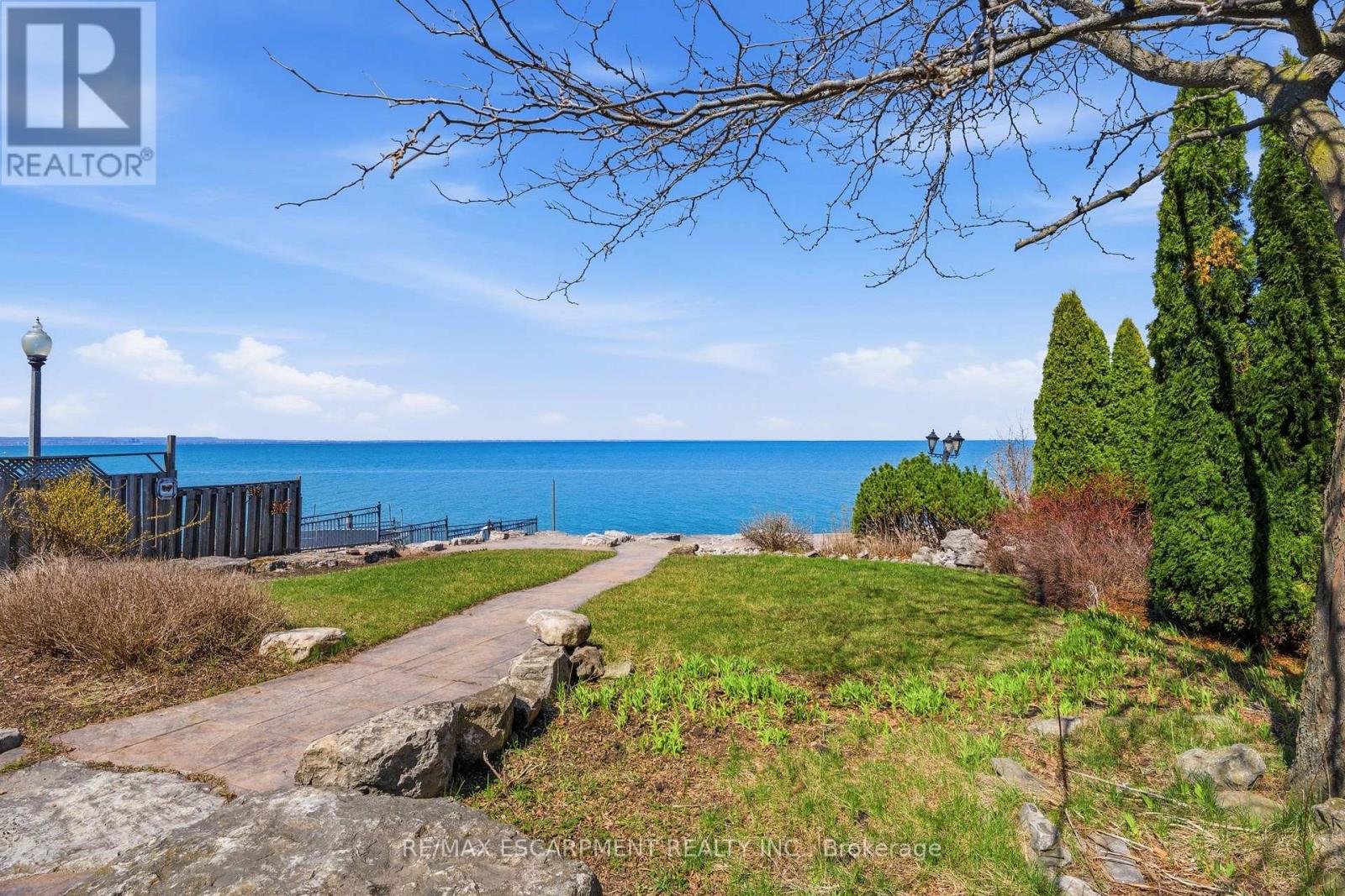 4 Lakeside Drive, Hamilton, Ontario  L8E 5C1 - Photo 34 - X12726180