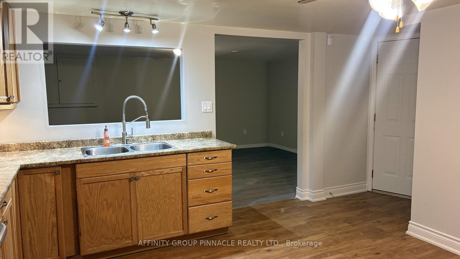 178 Colborne Street W, Kawartha Lakes, Ontario  K9V 6A1 - Photo 23 - X12916630