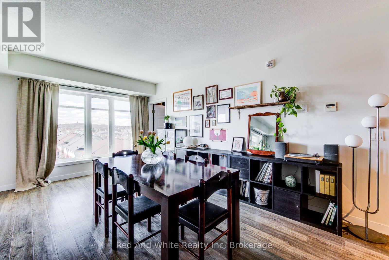 407 - 175 Commonwealth Street, Kitchener, Ontario N2E 0H4 - Photo 10 - X12991418