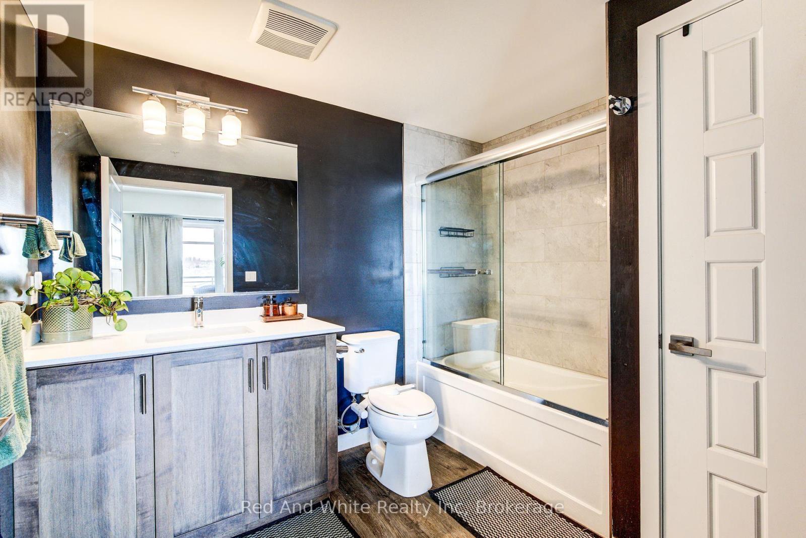 407 - 175 Commonwealth Street, Kitchener, Ontario N2E 0H4 - Photo 21 - X12991418