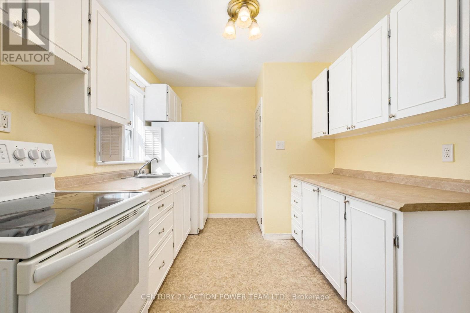 1318 Brookline Avenue, Ottawa, Ontario K1V 6S3 - Photo 10 - X12658988