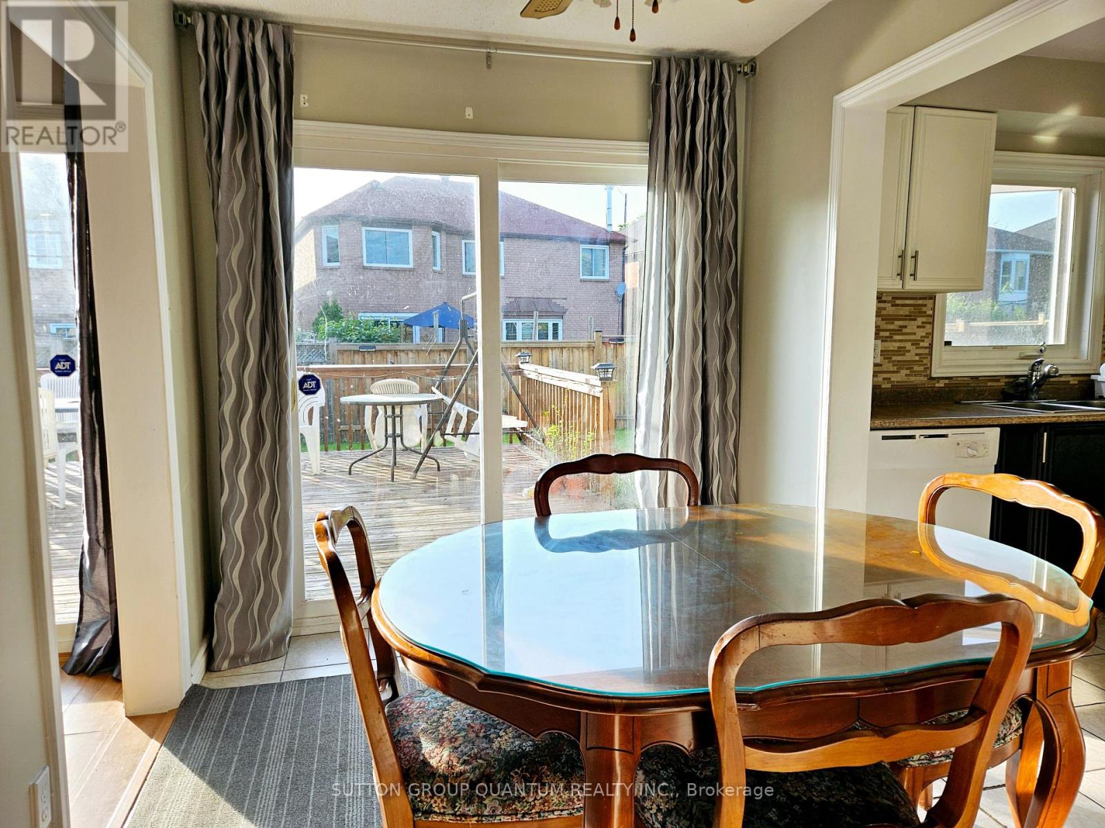 185 Blackfoot Trail S, Mississauga, Ontario  L5R 2G5 - Photo 10 - W12991110