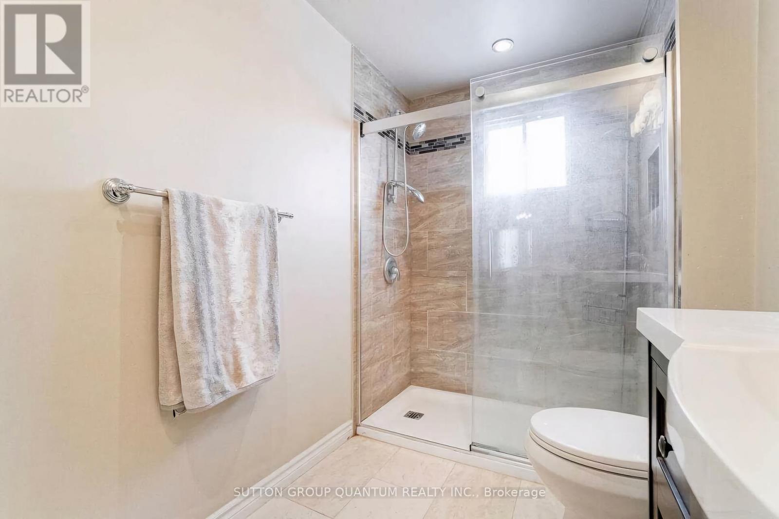 185 Blackfoot Trail S, Mississauga, Ontario  L5R 2G5 - Photo 24 - W12991110