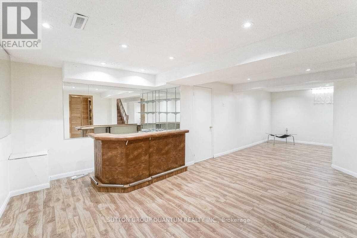 185 Blackfoot Trail S, Mississauga, Ontario  L5R 2G5 - Photo 36 - W12991110