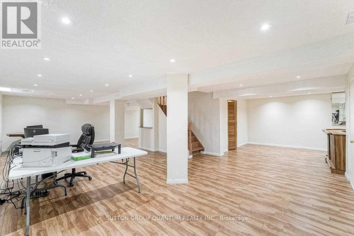 185 Blackfoot Trail S, Mississauga, Ontario  L5R 2G5 - Photo 37 - W12991110