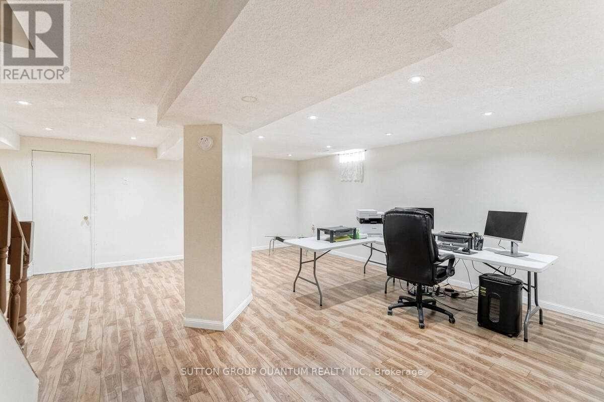 185 Blackfoot Trail S, Mississauga, Ontario  L5R 2G5 - Photo 38 - W12991110