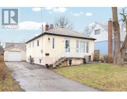 15 BONIFACE AVENUE, Toronto, Ontario