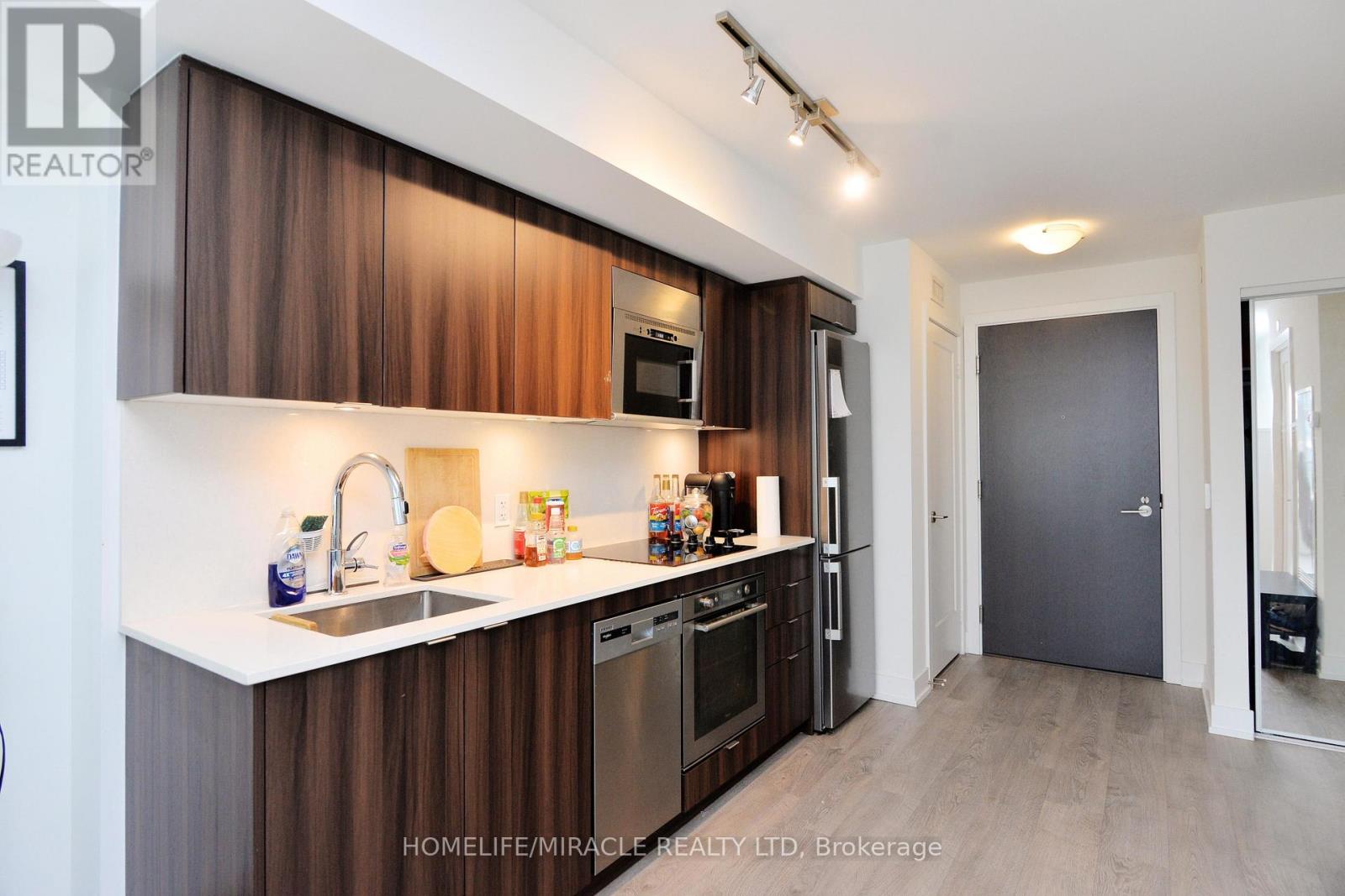 1732 - 5 Mabelle Avenue, Toronto, Ontario  M9A 0C8 - Photo 14 - W12991144