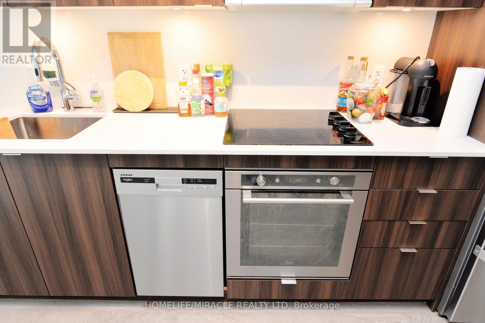 1732 - 5 Mabelle Avenue, Toronto, Ontario  M9A 0C8 - Photo 16 - W12991144