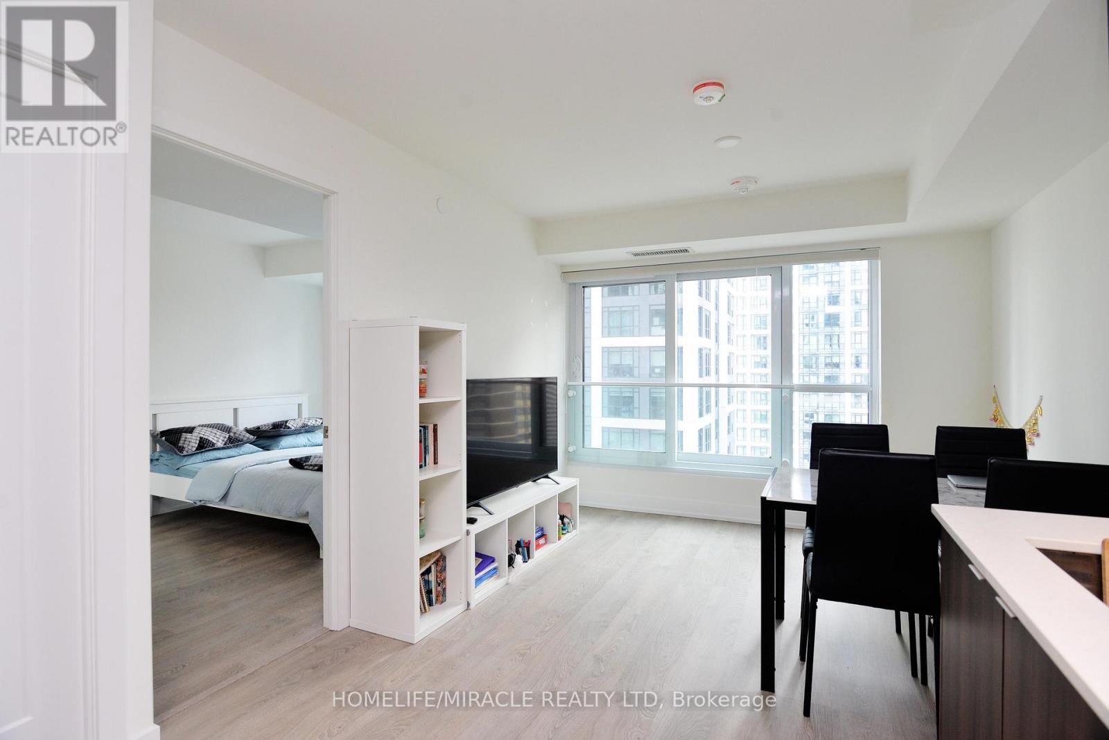 1732 - 5 Mabelle Avenue, Toronto, Ontario  M9A 0C8 - Photo 19 - W12991144