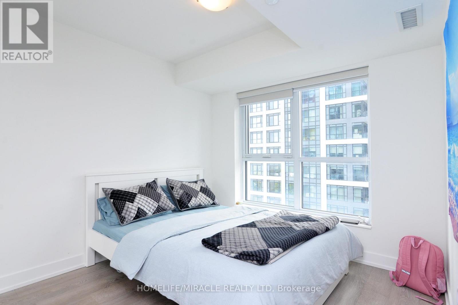 1732 - 5 Mabelle Avenue, Toronto, Ontario  M9A 0C8 - Photo 22 - W12991144