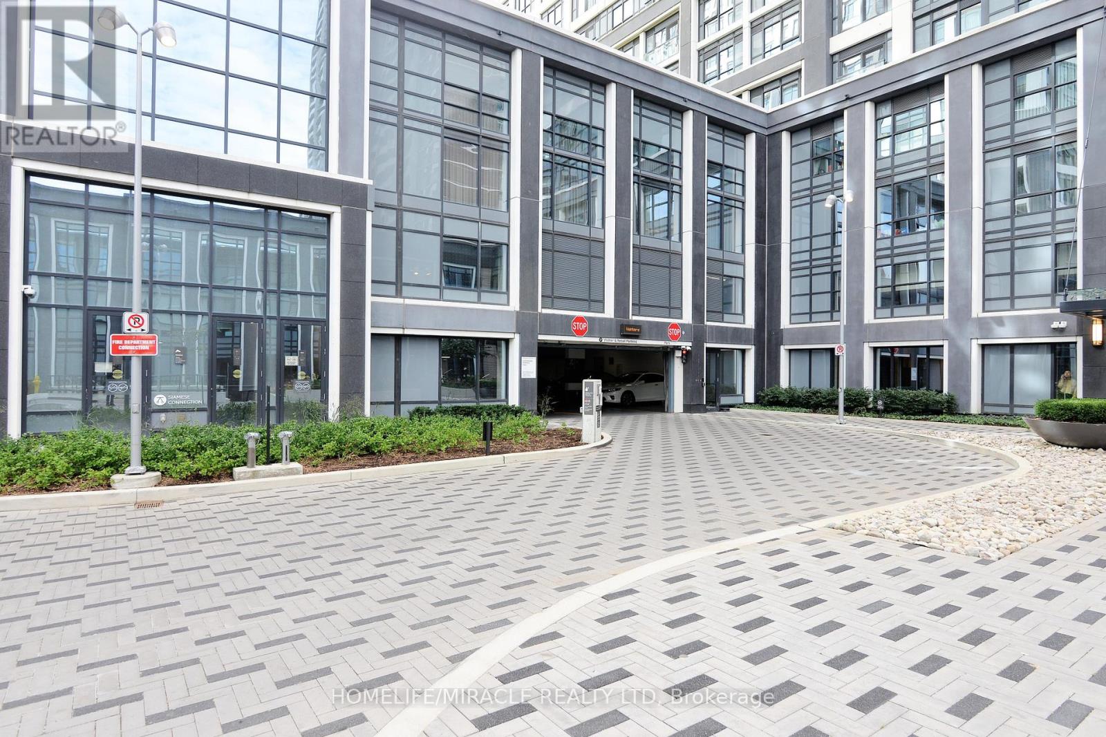 1732 - 5 Mabelle Avenue, Toronto, Ontario  M9A 0C8 - Photo 5 - W12991144