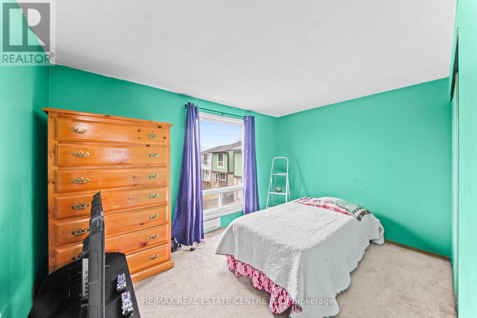 13 Gold Pine Court, Brampton, Ontario  L6S 2K6 - Photo 24 - W12991158