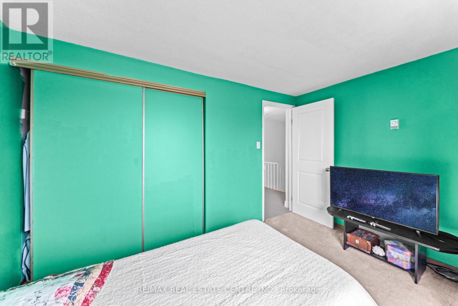 13 Gold Pine Court, Brampton, Ontario  L6S 2K6 - Photo 25 - W12991158