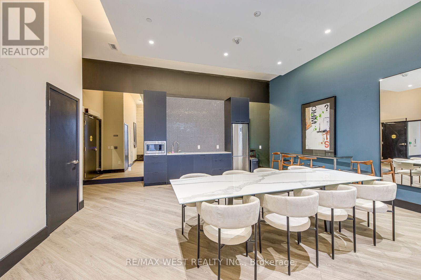 614 - 1808 St Clair Avenue W, Toronto, Ontario  M6N 0C1 - Photo 16 - W12991180