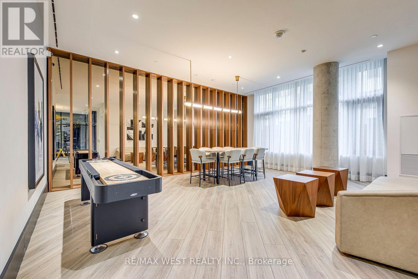 614 - 1808 St Clair Avenue W, Toronto, Ontario  M6N 0C1 - Photo 23 - W12991180