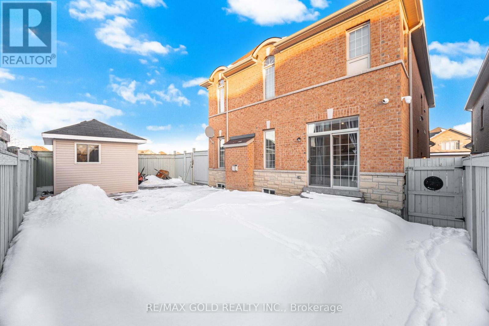 26 Drummondville Drive, Brampton, Ontario  L6P 3M9 - Photo 23 - W12991224