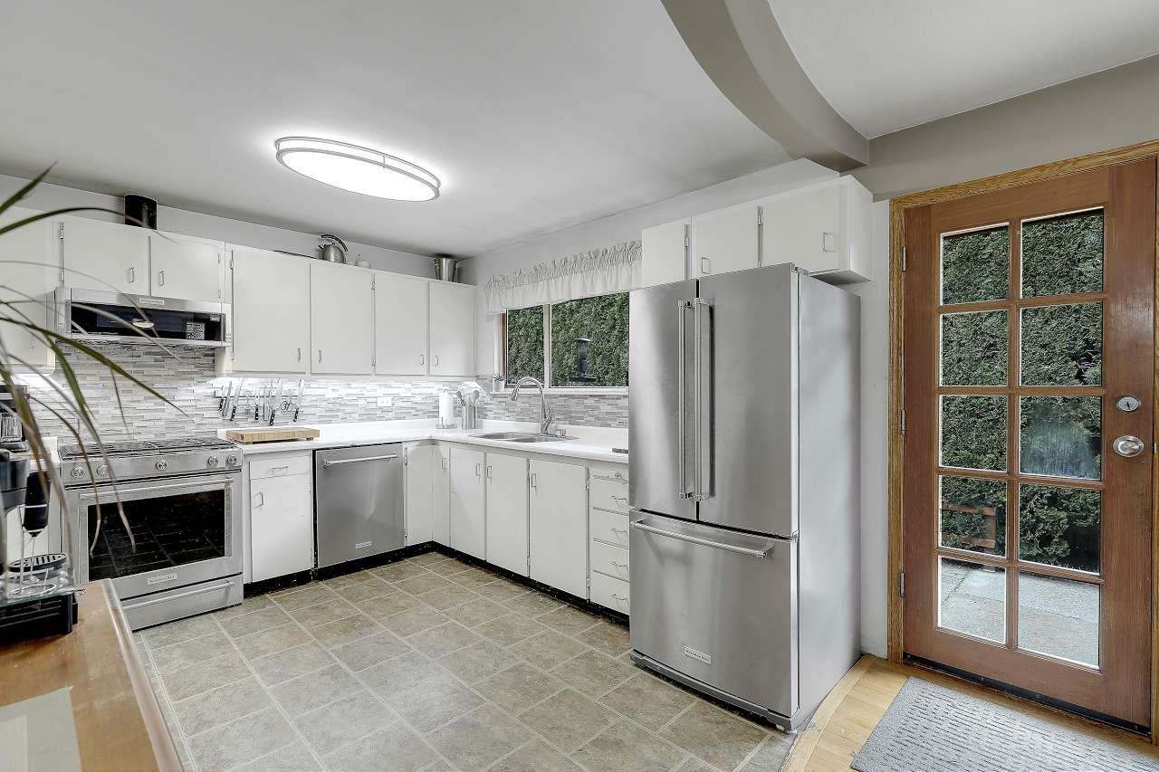 10977 Wren Crescent, Surrey, British Columbia  V3R 5A1 - Photo 13 - R3106008