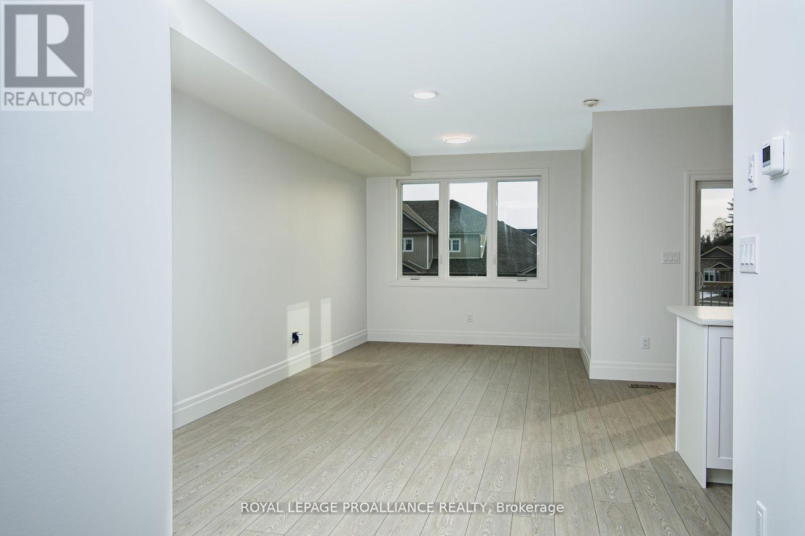 13 Markland Avenue, Prince Edward County, Ontario  K0K 2T0 - Photo 11 - X12991396