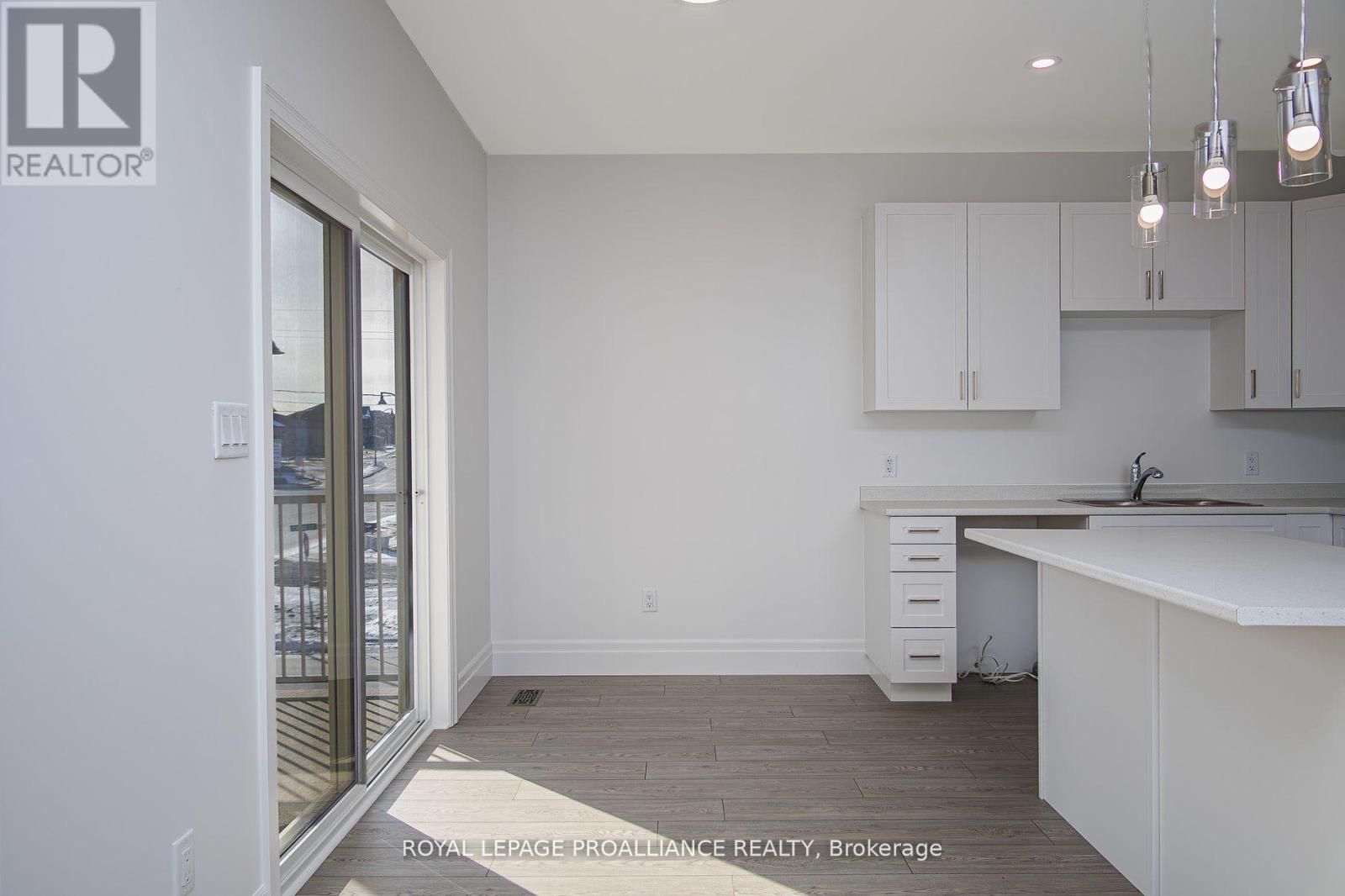 13 Markland Avenue, Prince Edward County, Ontario  K0K 2T0 - Photo 23 - X12991488