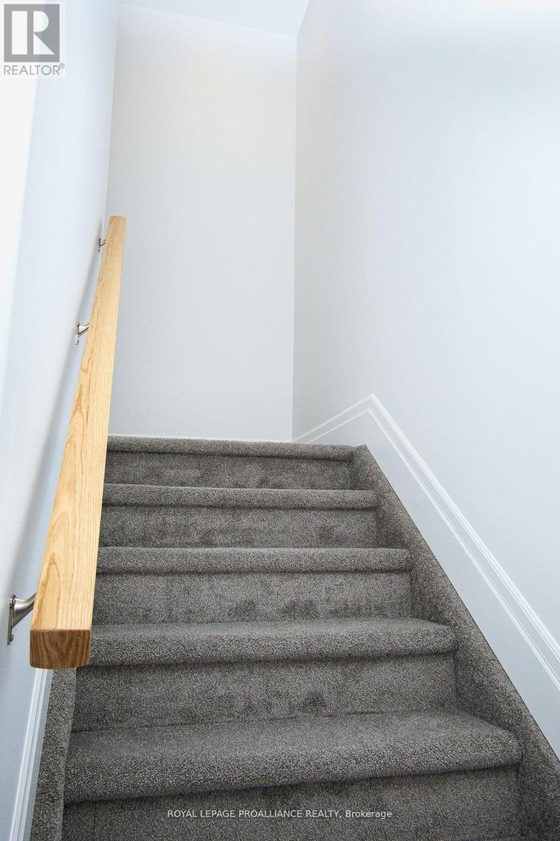 13 Markland Avenue, Prince Edward County, Ontario  K0K 2T0 - Photo 8 - X12991488