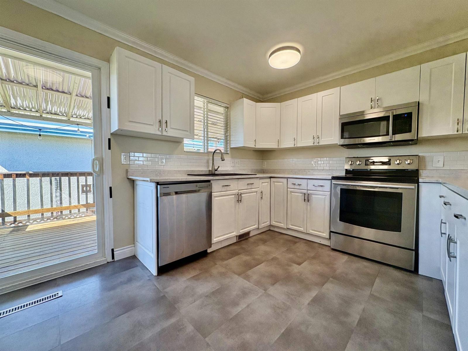 10345 Beverley Drive, Fairfield Island, Chilliwack, British Columbia  V2P 6B2 - Photo 8 - R3109783