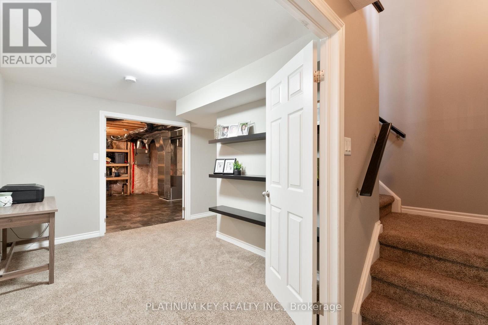 56 Cassie Crescent, Strathroy-Caradoc, Ontario N7G 4E2 - Photo 21 - X12991356