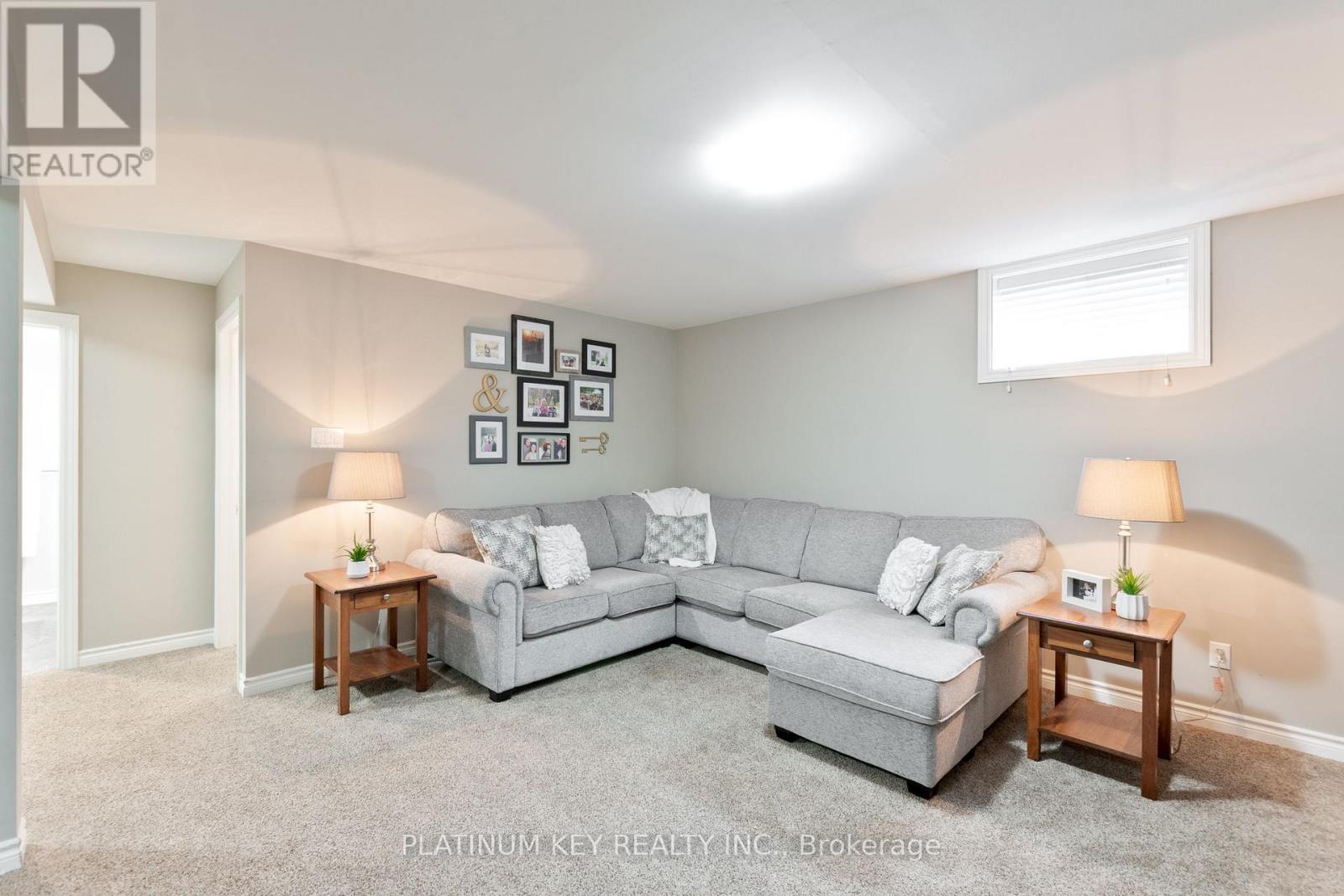 56 Cassie Crescent, Strathroy-Caradoc, Ontario N7G 4E2 - Photo 25 - X12991356