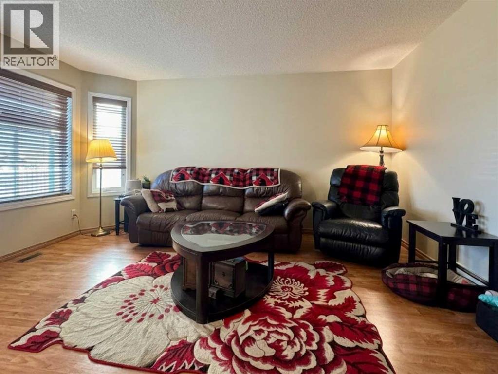 122 Mt Rundle Road W, Lethbridge, Alberta  T1K 7G1 - Photo 5 - A2289593