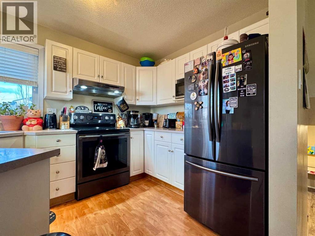 122 Mt Rundle Road W, Lethbridge, Alberta  T1K 7G1 - Photo 9 - A2289593