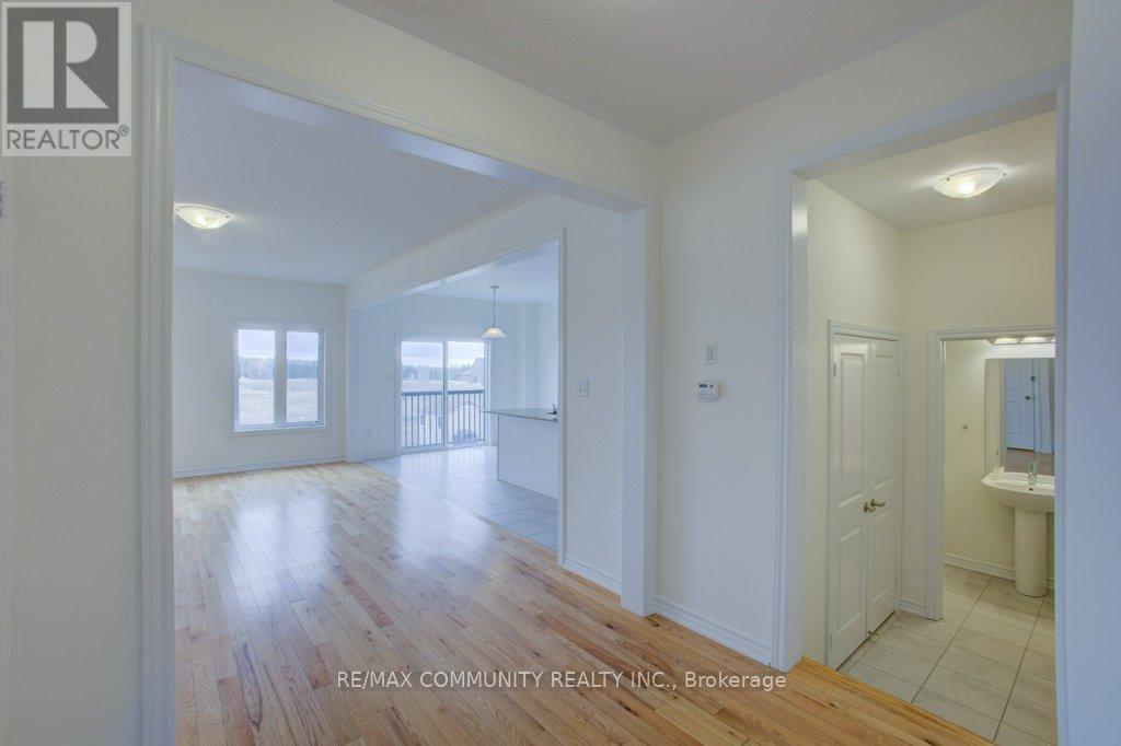 299 Ridley Crescent, Southgate, Ontario  N0C 1B0 - Photo 9 - X12964262