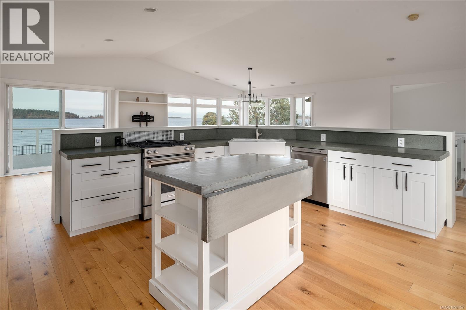 7850 Shangri-La Rd, Lantzville, British Columbia  V0R 2H0 - Photo 14 - 1027157
