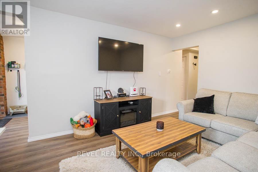 52 - 273 Elgin Street, Brantford, Ontario  N3S 5B2 - Photo 4 - X12991146