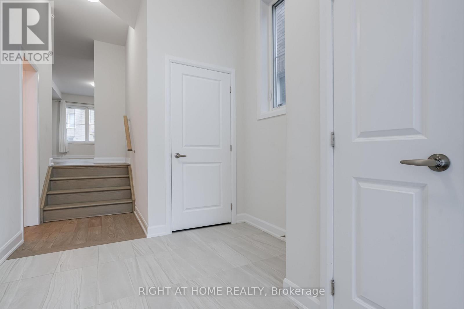 520 Clayton Avenue, Peterborough, Ontario  K9K 0H5 - Photo 5 - X12991218