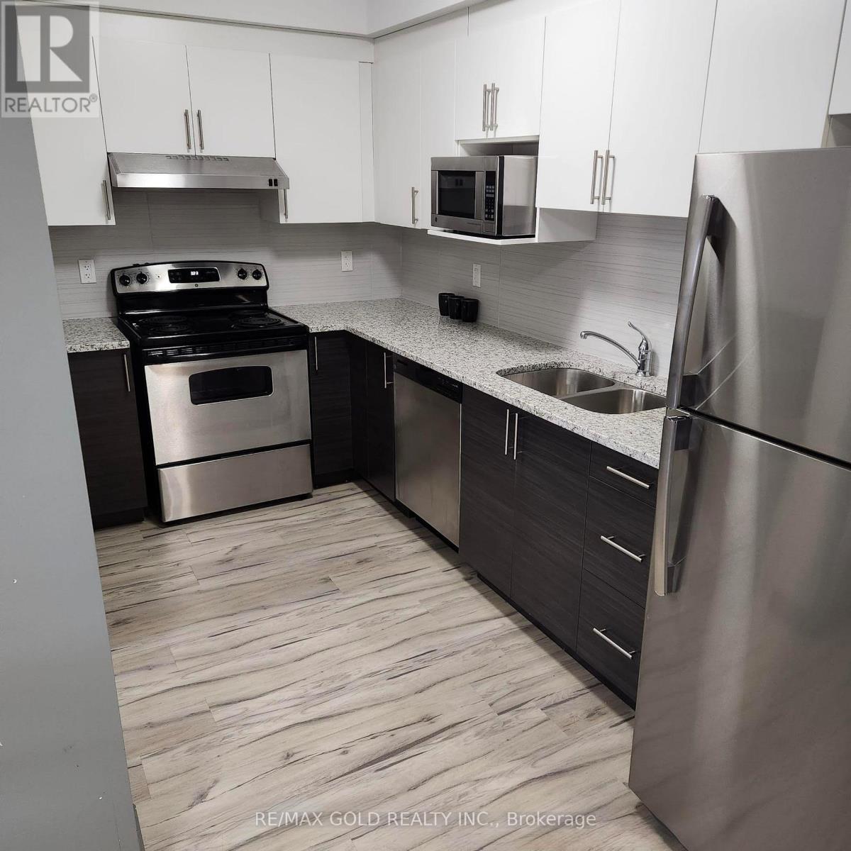 1105 - 258a Sunview Street, Waterloo, Ontario  N2L 3V9 - Photo 4 - X12991222