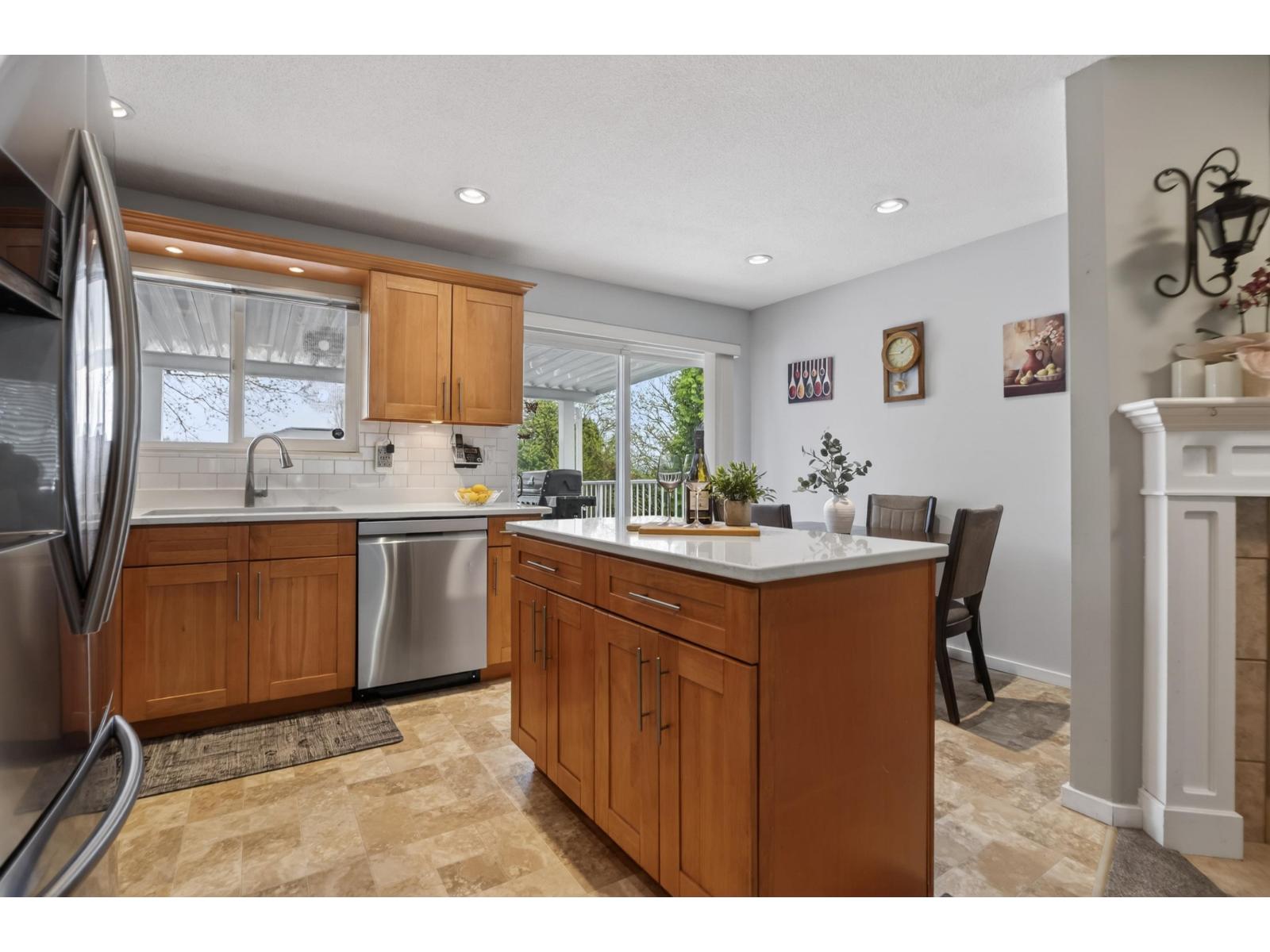 2838 Woodland Court, Langley, British Columbia V2Y 1G1 - Photo 11 - R3106627