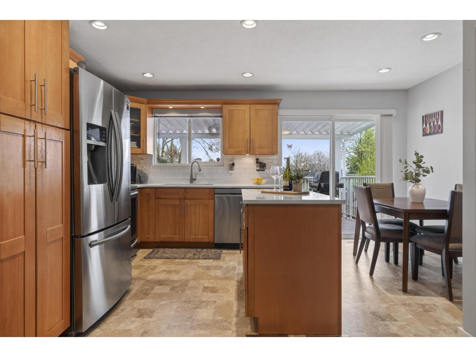 2838 Woodland Court, Langley, British Columbia V2Y 1G1 - Photo 10 - R3106627