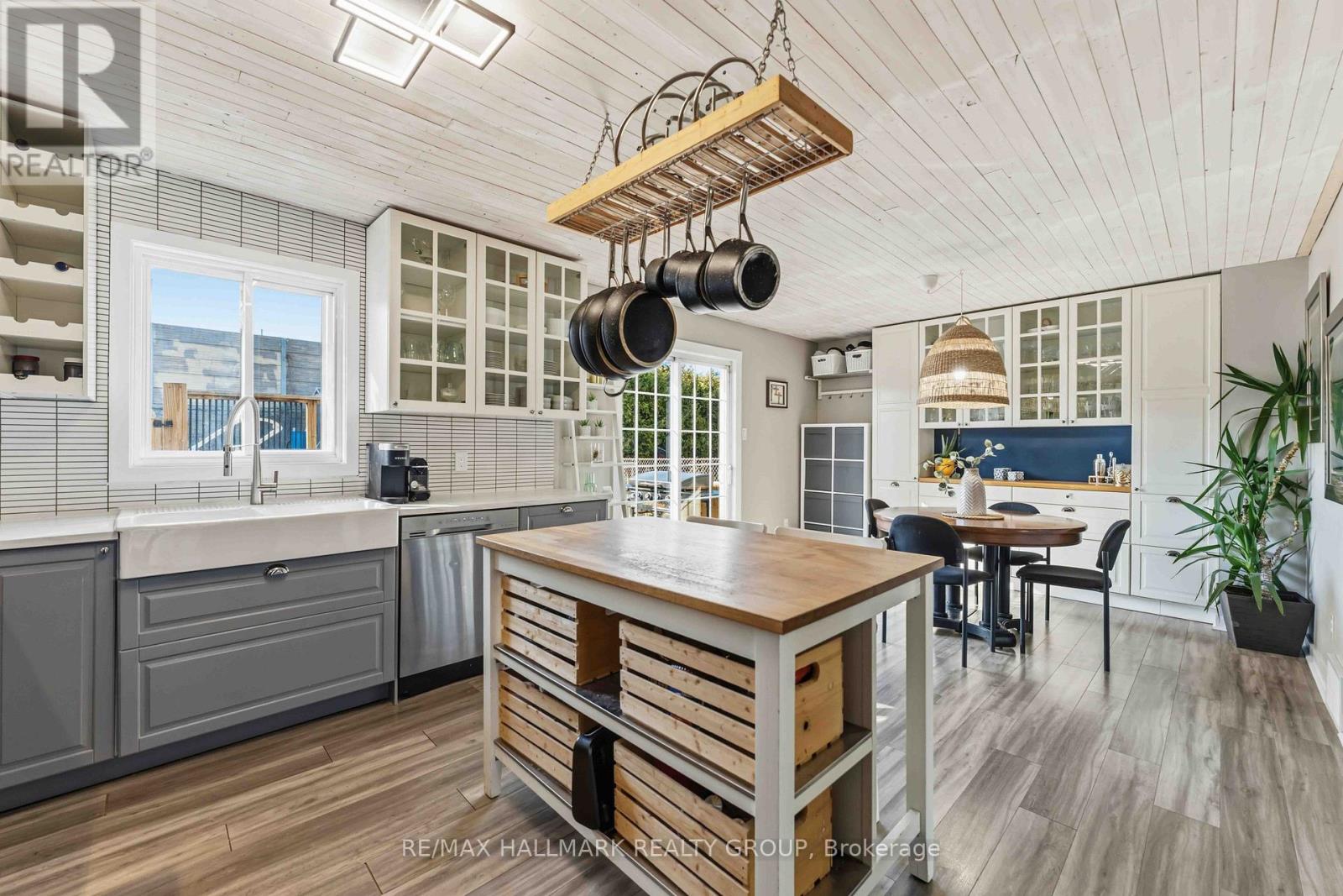 1091 Burgundy Lane, Ottawa, Ontario  K1C 2M9 - Photo 14 - X12991232