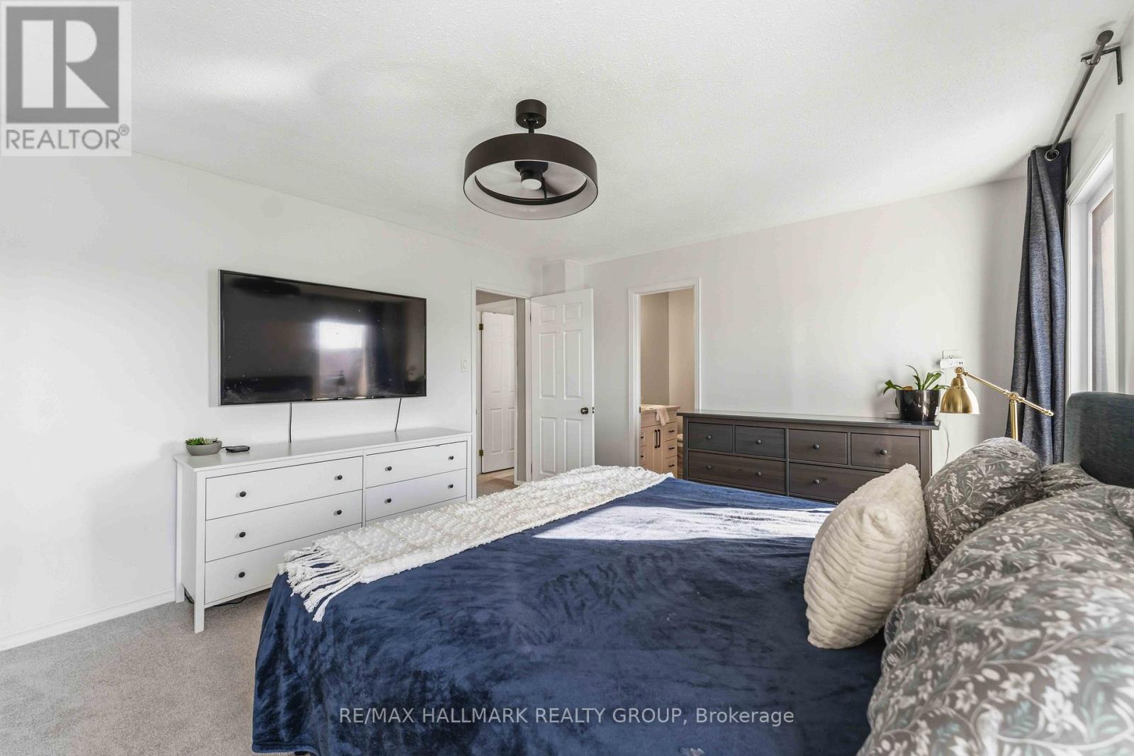 1091 Burgundy Lane, Ottawa, Ontario  K1C 2M9 - Photo 20 - X12991232