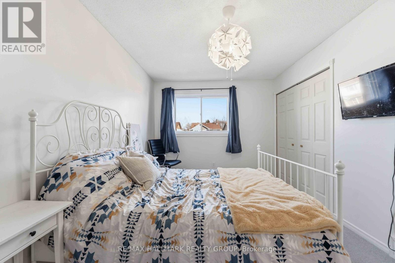 1091 Burgundy Lane, Ottawa, Ontario  K1C 2M9 - Photo 24 - X12991232