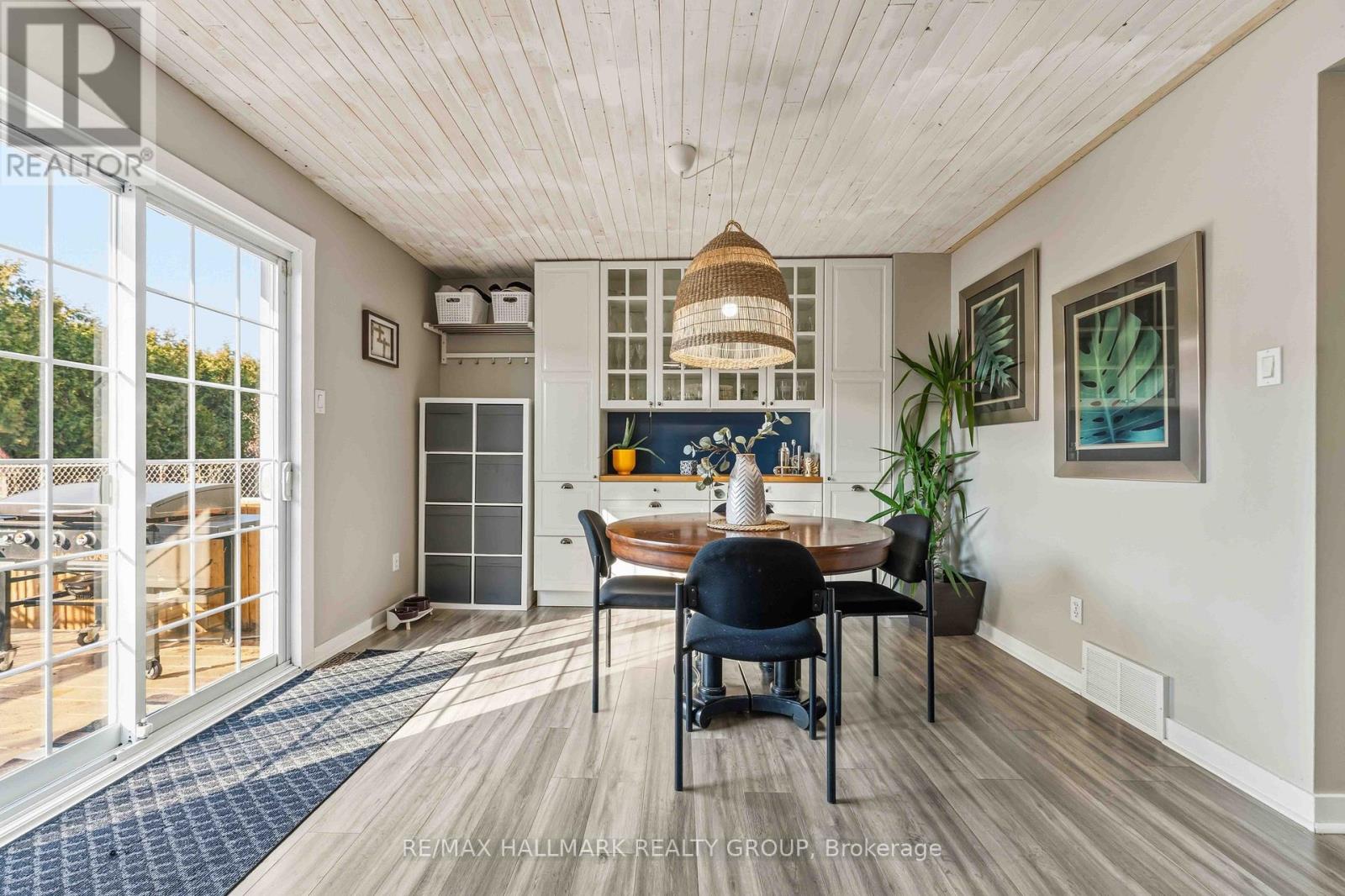 1091 Burgundy Lane, Ottawa, Ontario  K1C 2M9 - Photo 5 - X12991232