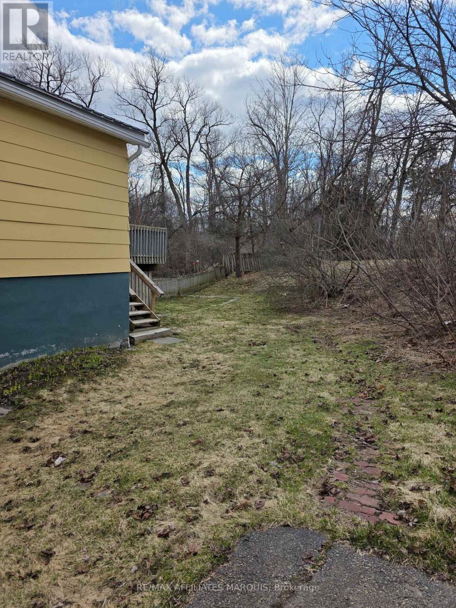 190 Ormond Street, Brockville, Ontario  K6V 2L3 - Photo 11 - X12991420