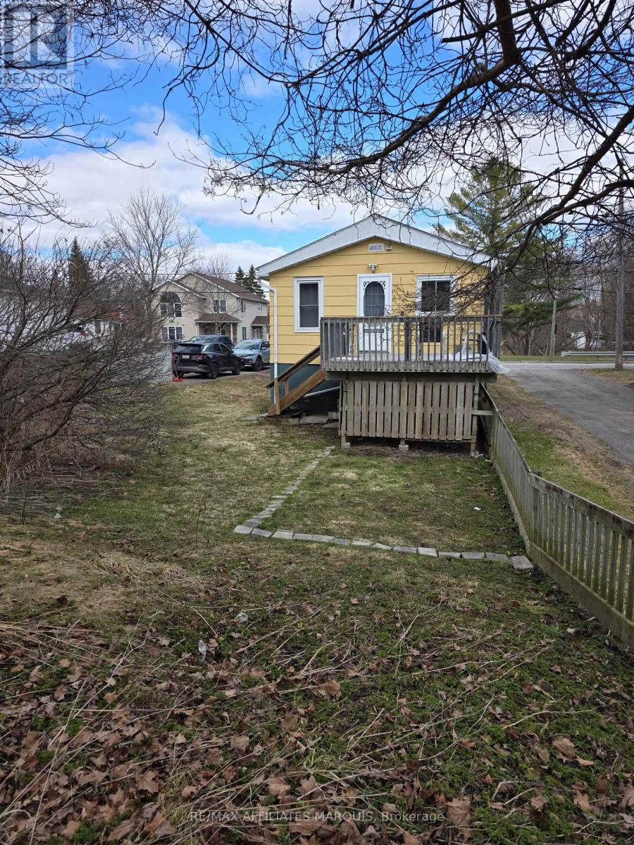 190 Ormond Street, Brockville, Ontario  K6V 2L3 - Photo 7 - X12991420