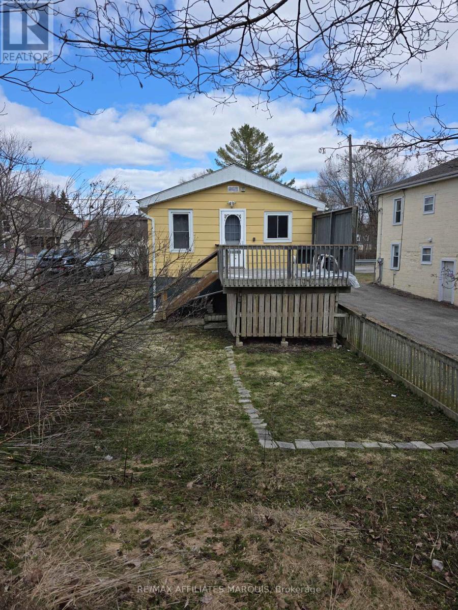 190 Ormond Street, Brockville, Ontario  K6V 2L3 - Photo 8 - X12991420