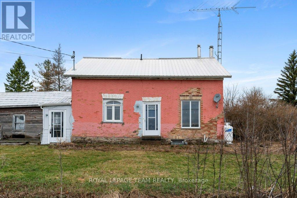 436 Kitley Line 8 Road, Elizabethtown-Kitley, Ontario  K0E 1H0 - Photo 3 - X12991450