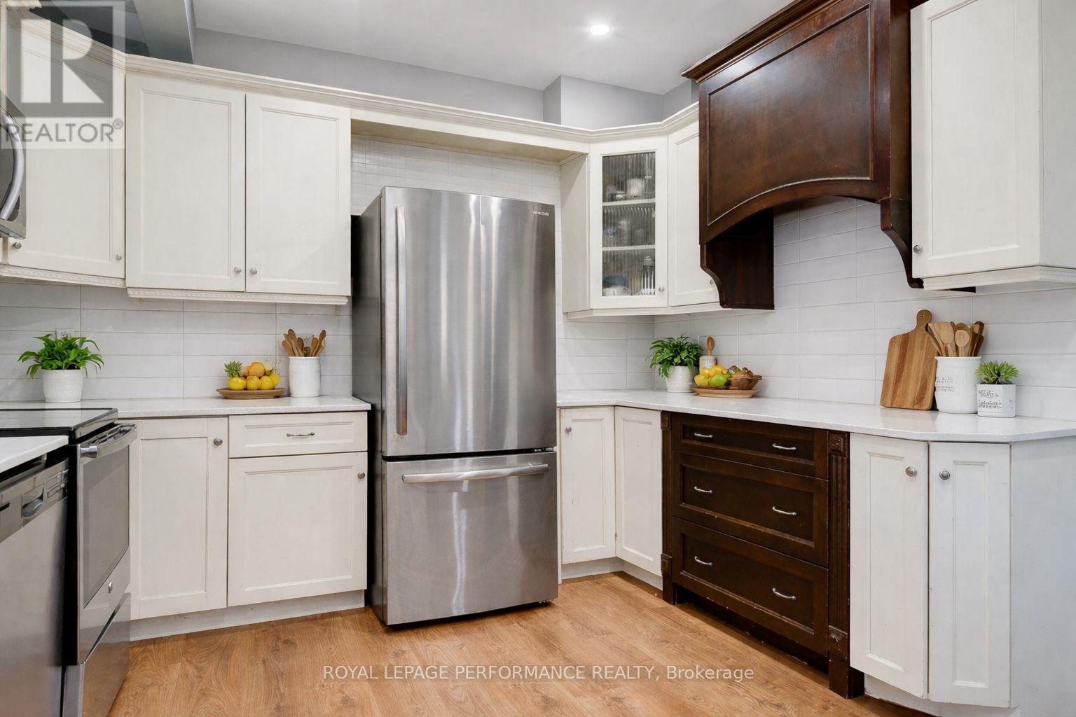 2 - 739 Principale Street, Casselman, Ontario K0A 1M0 - Photo 2 - X12991476