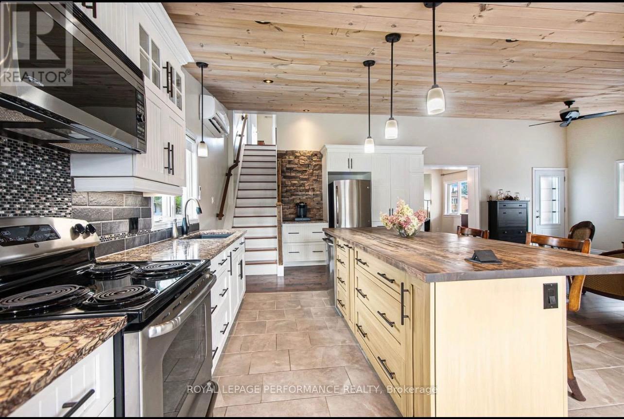 731 St Isidore Street, Casselman, Ontario K0A 1M0 - Photo 3 - X12991486